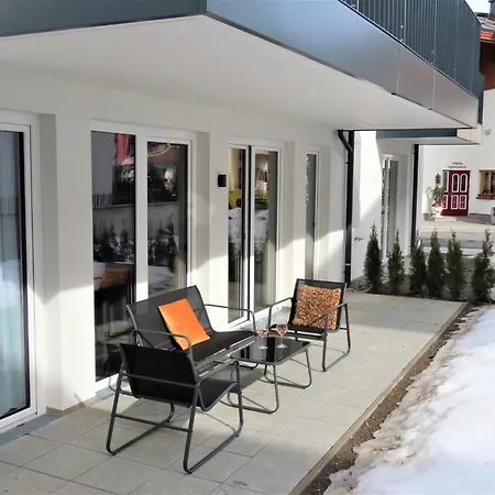 Falken 2 Apartment *