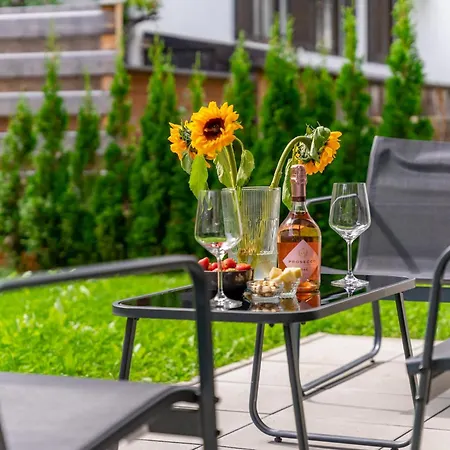 Falken 2 Apartment *